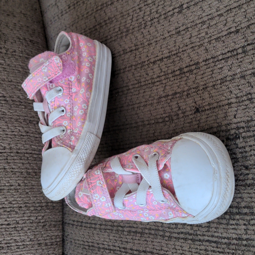 ⚡2/$15⚡Sz 9 Converse